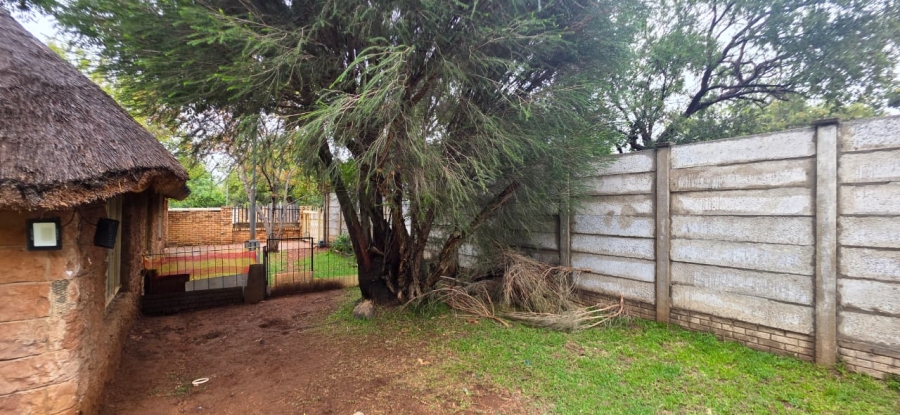 5 Bedroom Property for Sale in Stilfontein North West